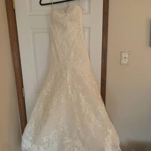2019 Pronovias Wedding Dress - Never Worn!